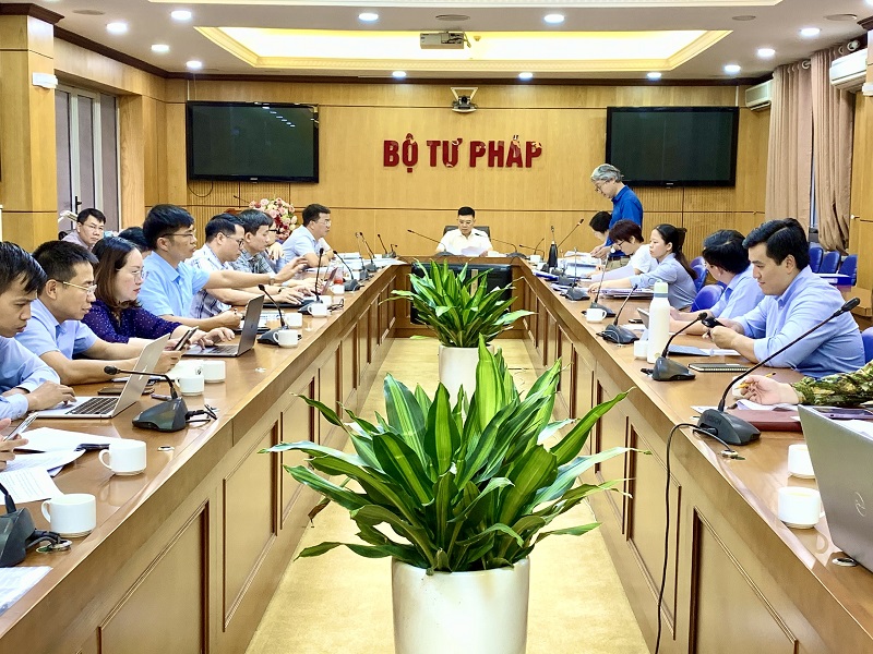 Thẩm định dự thảo Nghị định xử phạt vi phạm hành chính  trong lĩnh vực tài nguyên nước